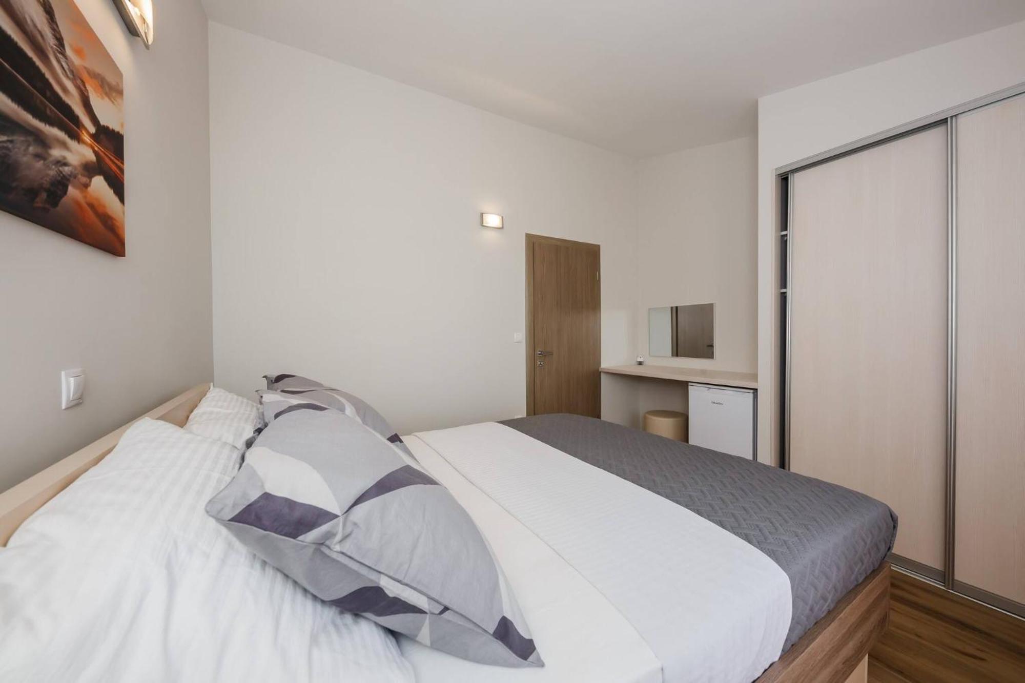 Apartmani Savin ブロダリツァ エクステリア 写真